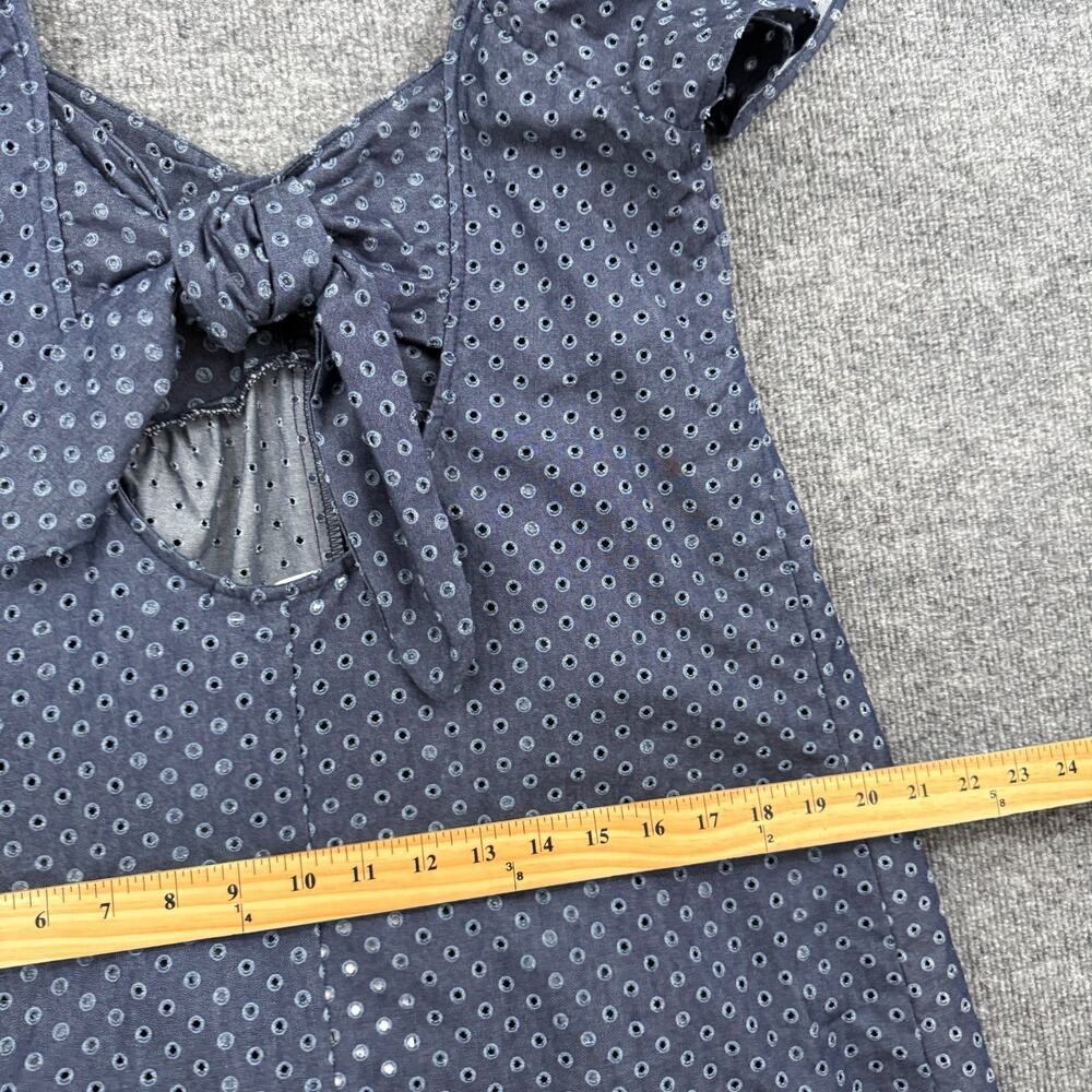 La Relaxed Babydoll Dress Womens M Blue Chambray Eyelet Milkmaid Organic Cotton — image 8 of 8